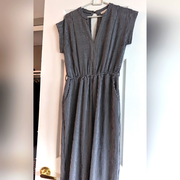 Jumper - Picture 1 of 1